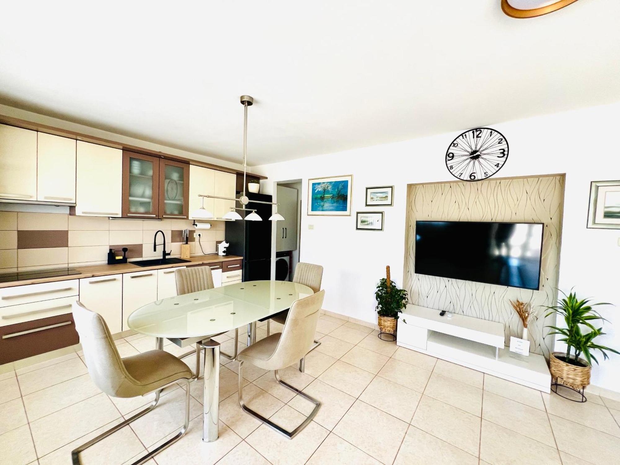 Apartment Sirius بودْسْتغانا المظهر الخارجي الصورة