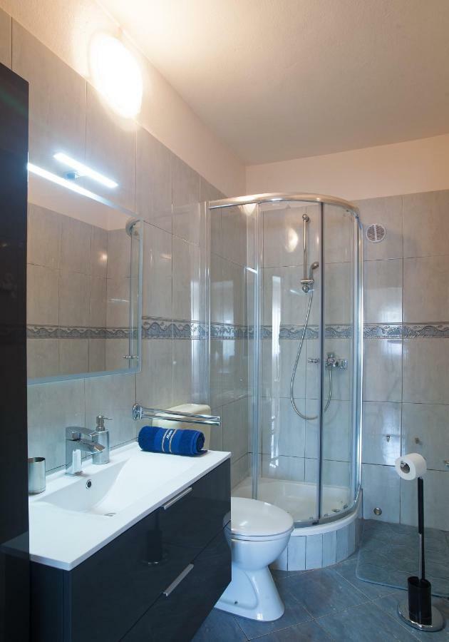 Apartment Sirius بودْسْتغانا المظهر الخارجي الصورة